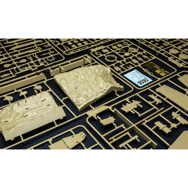 France FT-17 Light Tank (Riveting octagonal turret)   1/35 Meng Model  ts-011