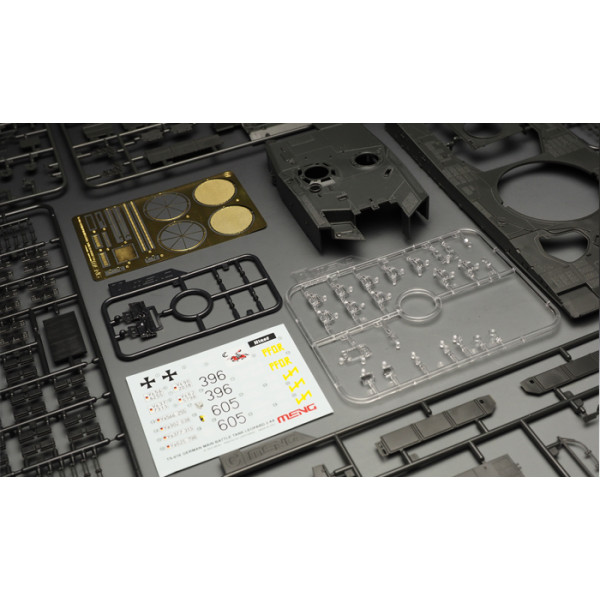 German Main Battle Tank Leopard 2 A4 1/35 Meng Model  ts-016