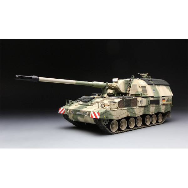 Panzerhaubitze 2000 w/Add-On Armor 1/35 Meng Model  ts-019