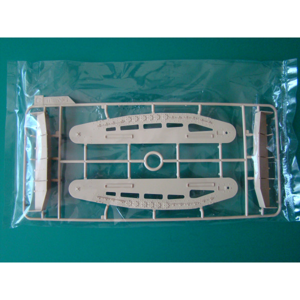 British Medium Tank Mk.A Whippet  1/35 Meng Model  ts-021