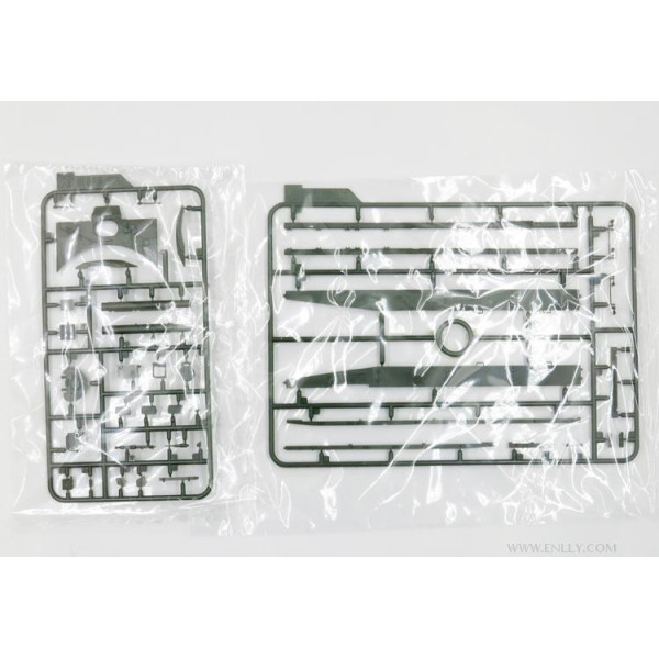 Russian Main Battle Tank T-72B3  1/35 Meng Model  ts-028