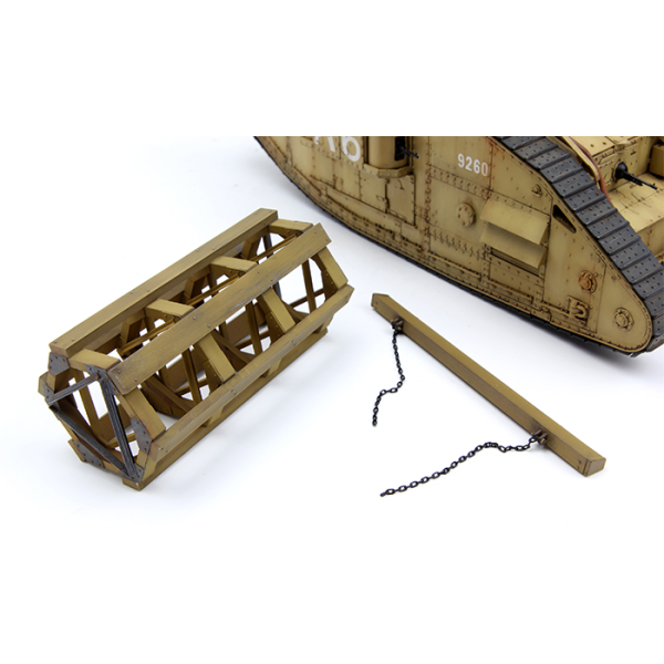 British Heavy Tank Mk.V Female  1/35 Meng Model  ts-029