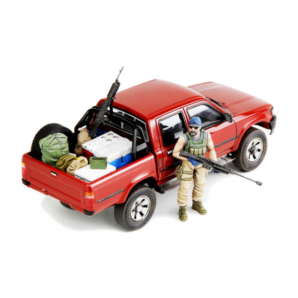 Pick Up w/Equipment 1/35 Meng model vs-002