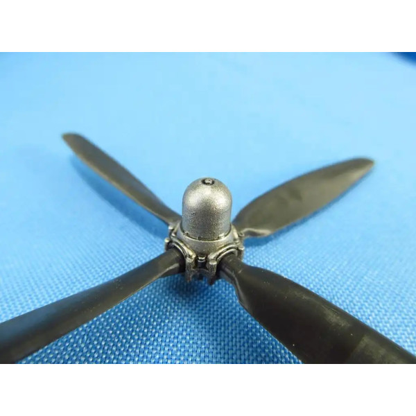 B-24/B-29. Hamilton Standard Propellers  (3D printed) 1/48 METALLIC DETAILS MDR48113