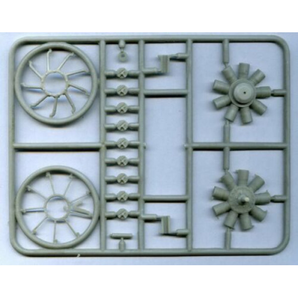 German monoplane fighter Fokker E.V/D.VIII 1/32 Mikro-Mir 32-001