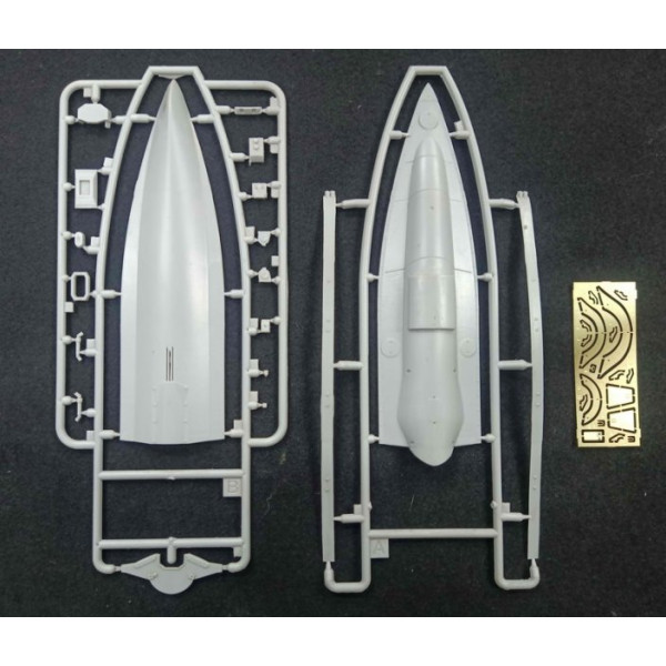 Ukrainians Maritime Drone (USV)  1/35 Mikro-Mir 35-028