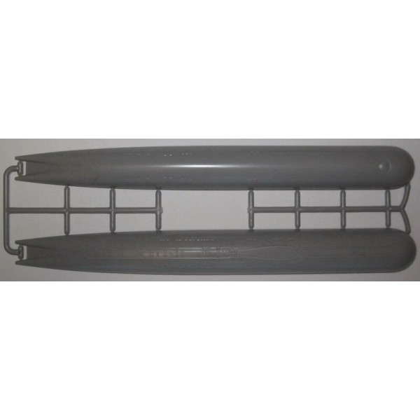 Soviet nuclear submarine K-222 (project 661 "Anchar") 1/350 Mikro-Mir 350-033