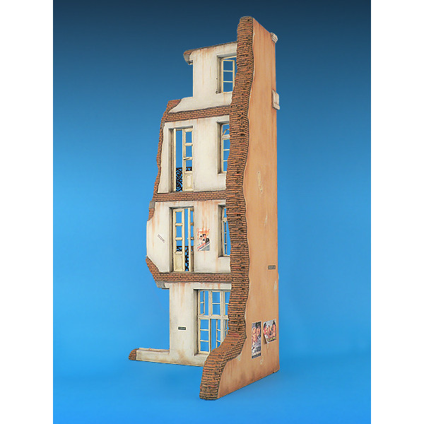 French City Building w/Dragon Bonus  1/35 MiniArt 35019