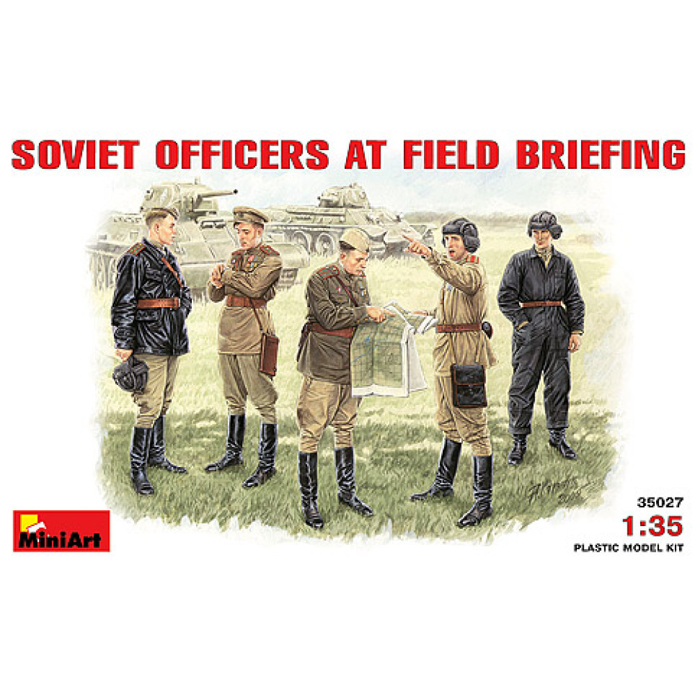 Радянські офіцери на польовій нараді 1/35 MiniArt 35027