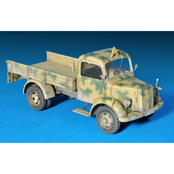 MB 1500A Німецький вантажний повнопривідний автомобіль з екіпажем 1/35 MiniArt 35150