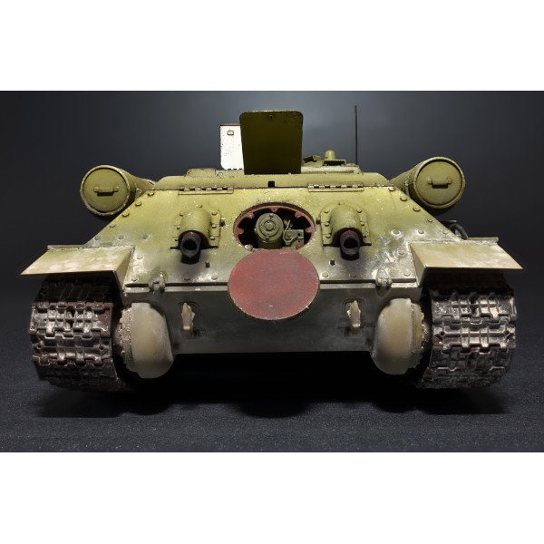 СУ-85 Радянська самохідна установка. Набір з повним інтер'єром  1/35 MiniArt 35187