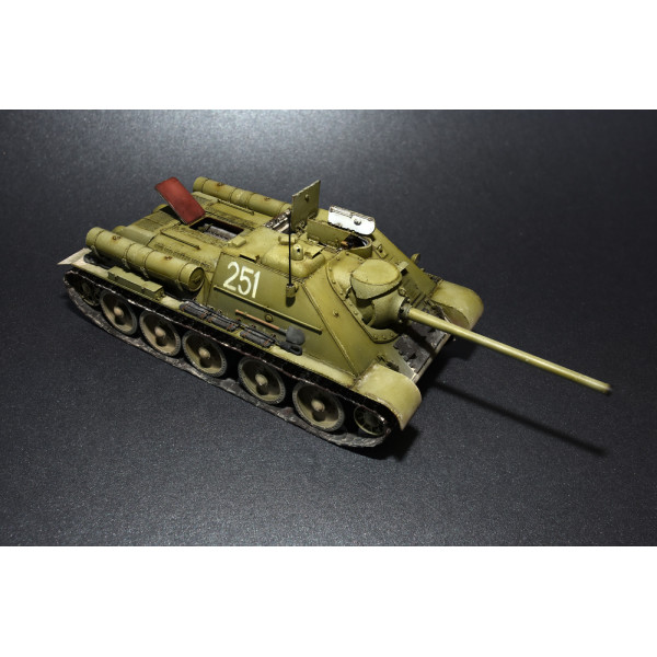 СУ-85 Радянська самохідна установка. Набір з повним інтер'єром  1/35 MiniArt 35187