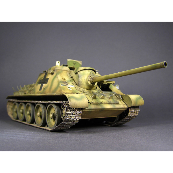 JAGDPANZER SU-85 (r) обр. 1943 з екіпажем 1/35 MiniArt 35229