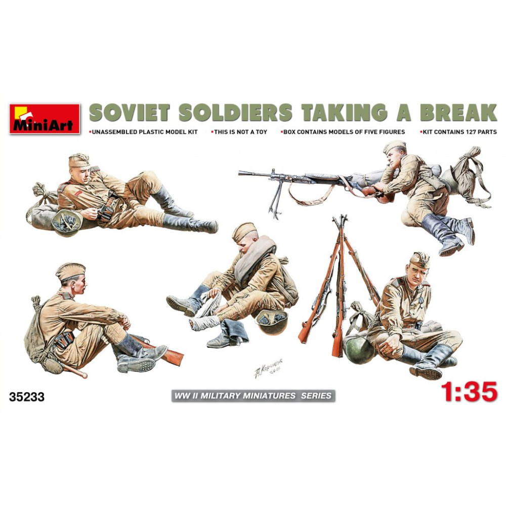Радянські солдати на відпочинку 1/35 MiniArt 35233