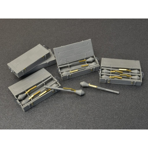  Panzerfaust 30/60 set 1/35 MiniArt 35253