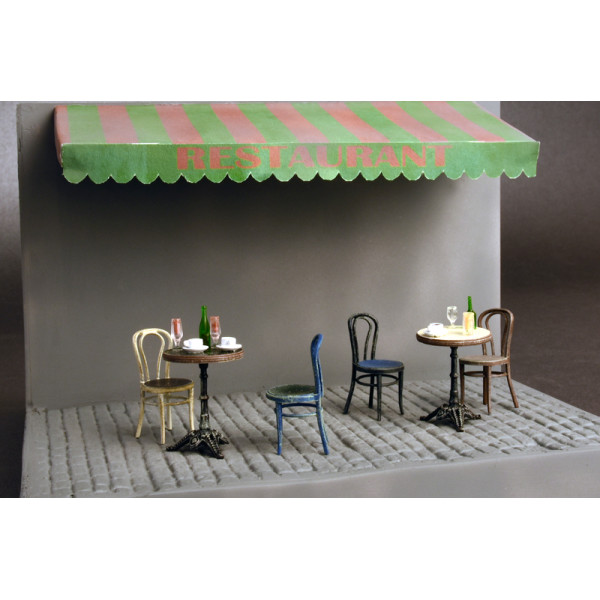 Cafe Furniture & Crockery 1/35 MiniArt 35569