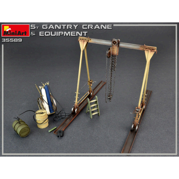 5 Ton Gantry Crane and Equipment 1/35 MiniArt 35589