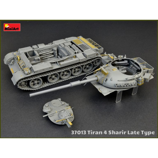 TIRAN 4 SHARIR пізнього типу. З інтер'єром 1/35 MiniArt 37013