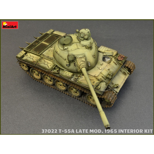Т-55А пізніх модифікацій 1965 р з інтер'єром 1/35 MiniArt 37022