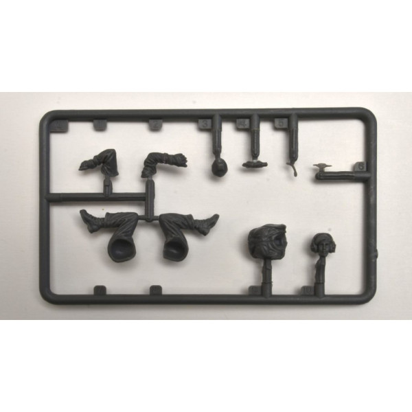 Bundeswehr tank crew  1/35 MiniArt 37032