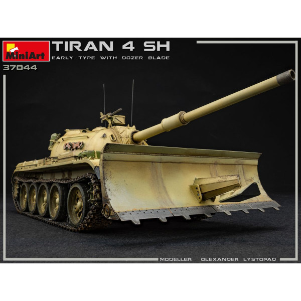 Тиран 4 Шарір Раннього Типу з бульдозерним відвалом 1/35 MiniArt 37044