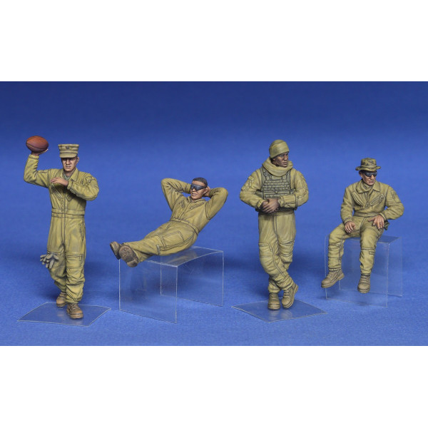 Танковий Екіпаж Морської Піхоти США на Відпочинку 1/35 MiniArt 37049