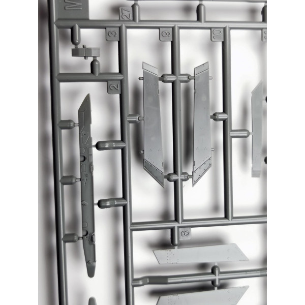  Su-33 "Flanker-D" 1/48 MiniBase 8001