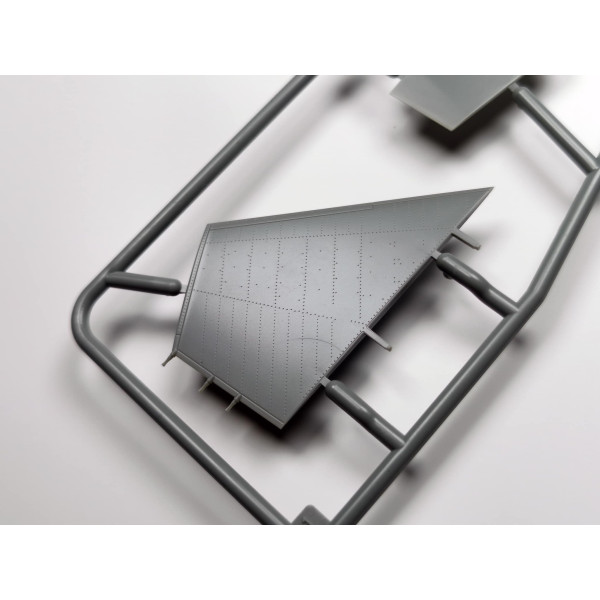  Su-33 "Flanker-D" 1/48 MiniBase 8001