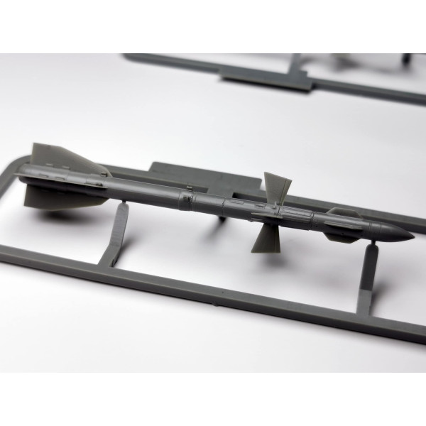  Su-33 "Flanker-D" 1/48 MiniBase 8001