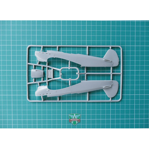 Радянський винищувач Як-1Б 1/48 Modelsvit 4801