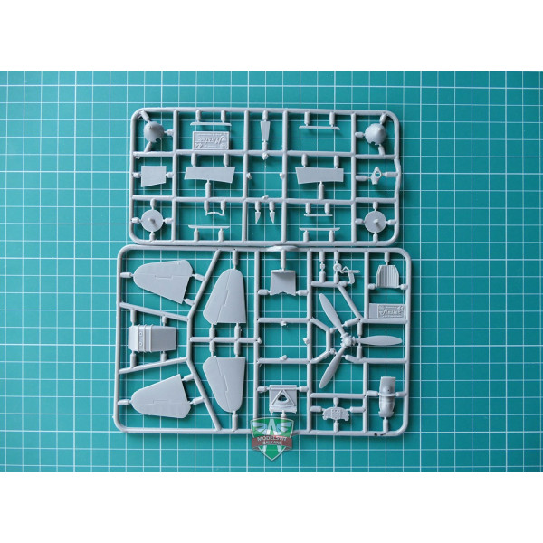 Радянський винищувач Як-1Б 1/48 Modelsvit 4801
