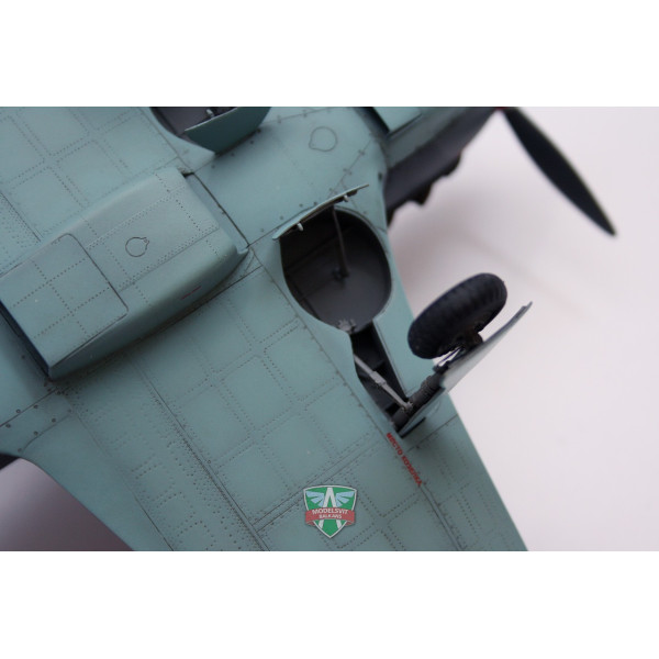 Радянський винищувач Яковлєв Як-9ДД 1/48 Modelsvit 4804