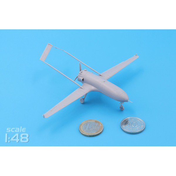 Далекобійний ударний БПЛА Ан-196 "Лютий" 1/48 Modelsvit 4825