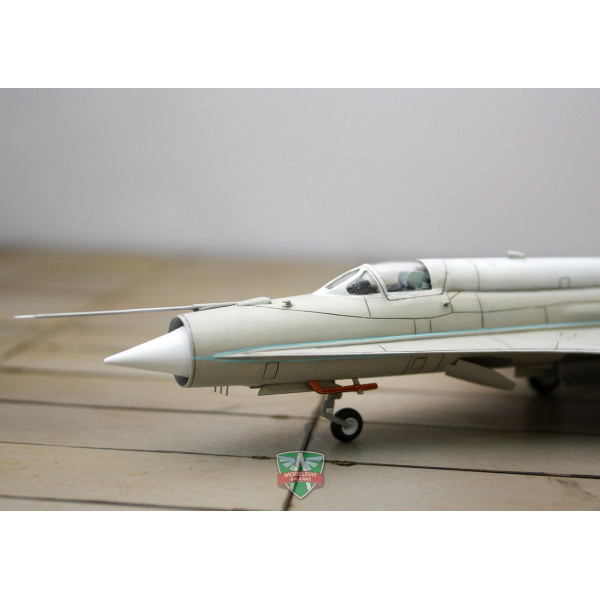 Експериментальний літак МіГ-21І (А-144-1) Аналог (перший прототип) 1/72 Modelsvit 72003