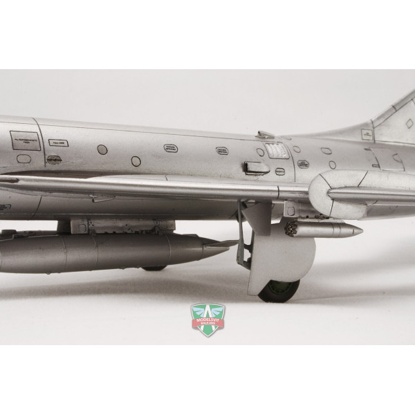 Винищувач-бомбардувальник Су-7 1/72 Modelsvit 72007