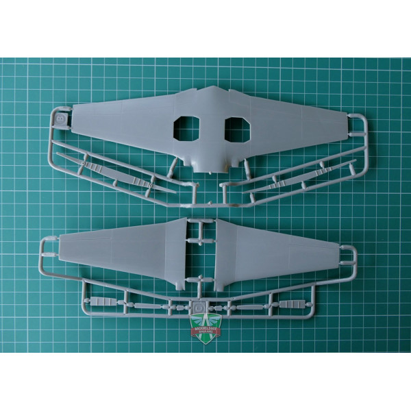 Tupolev Tu-91 Naval attack aircraft 1/72 Modelsvit  72016