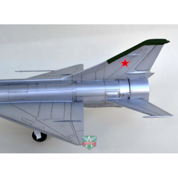 Радянський експериментальний винищувач Е-150 1/72 Modelsvit 72025