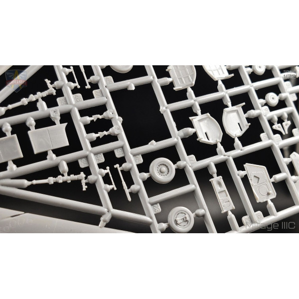 Mirage IIIC all-weather interceptor 1/72 Modelsvit  72061