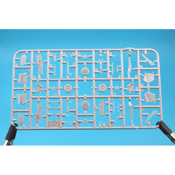 Dassault  Mirage 2000B 1/72 Modelsvit 72074