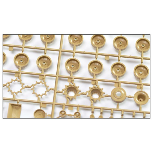 M1A2 SEP Abrams TUSK I/II 3 in 1   1/35 RFM  5004