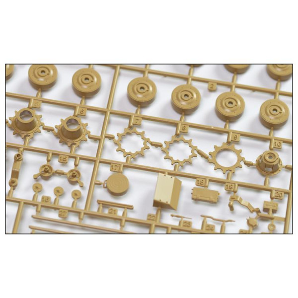 M1A2 SEP Abrams TUSK I/II 3 in 1   1/35 RFM  5004
