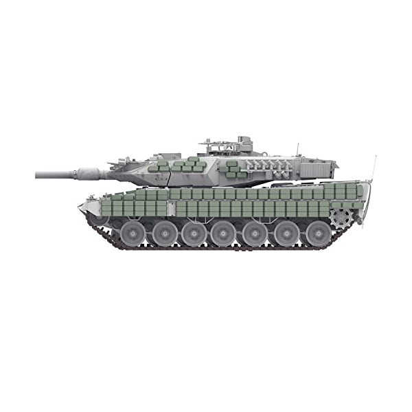 Ukrainian Leopard 2A6 with a set of DZ Kontakt-1 containers 1/35 RFM 5103