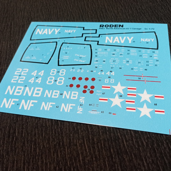 North American AJ-1 Savage 1/72 Roden 063 