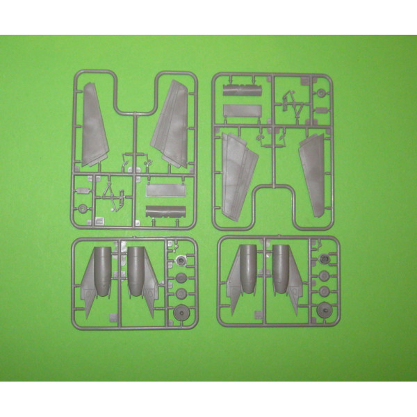 Lockheed C-141B Starlifter 1/144 Roden 331