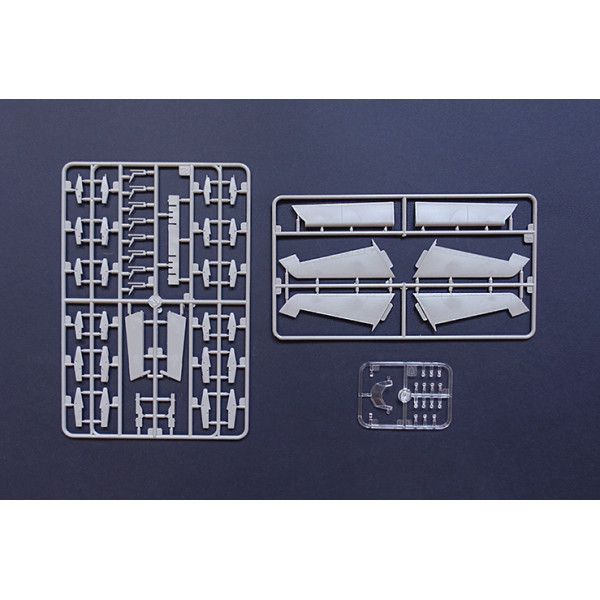 Lockheed C-5M  Super Galaxy 1/144 Roden 332
