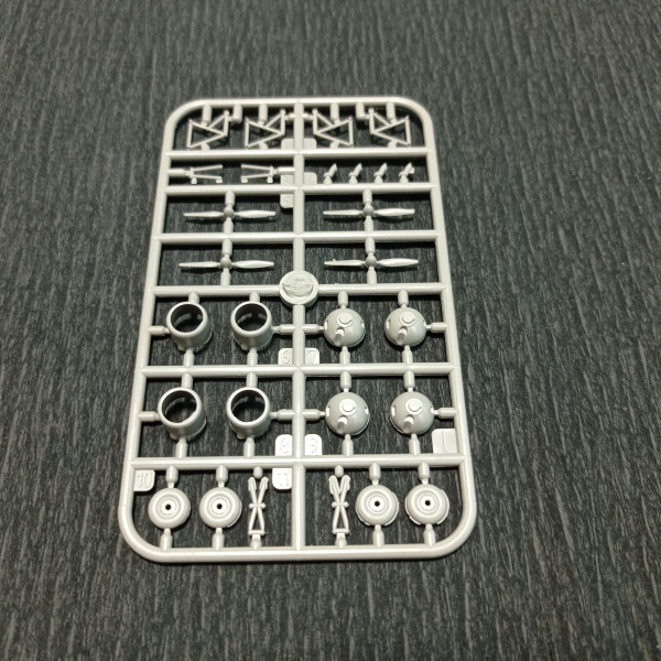 Focke Wulf FW200V3/A-09 «Immelman III» 1/144 Roden RN343