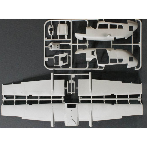 Cessna O-2A Skymaster 1/32 Roden 620