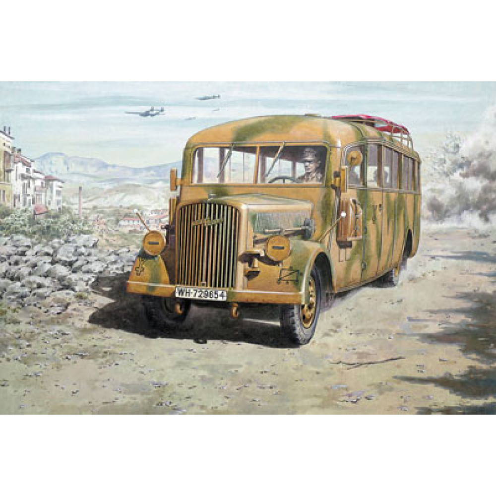 Opel Blitz Omnibus model W39 (late WWII service) 1/72 Roden 726