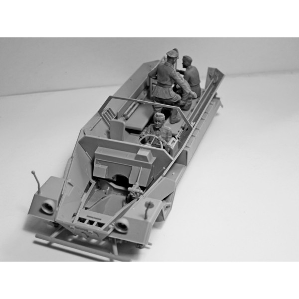 Sd.Kfz.251 / 6 Ausf.A з екіпажем 1/35 ICM 35104