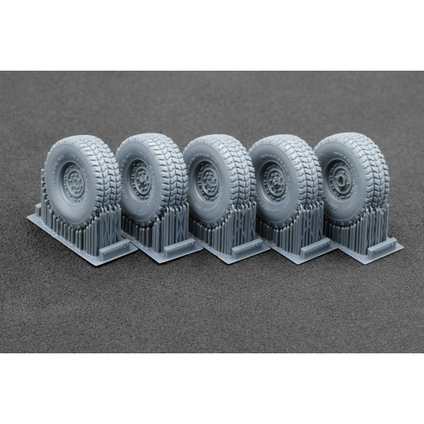 HMMWV MT 24-bolt Sagged wheel set  "ICM, Academy" (3D Print) 1/35 ScaleX WM 35003S